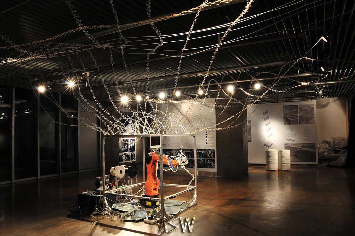 The 3D printing station of industrial robot