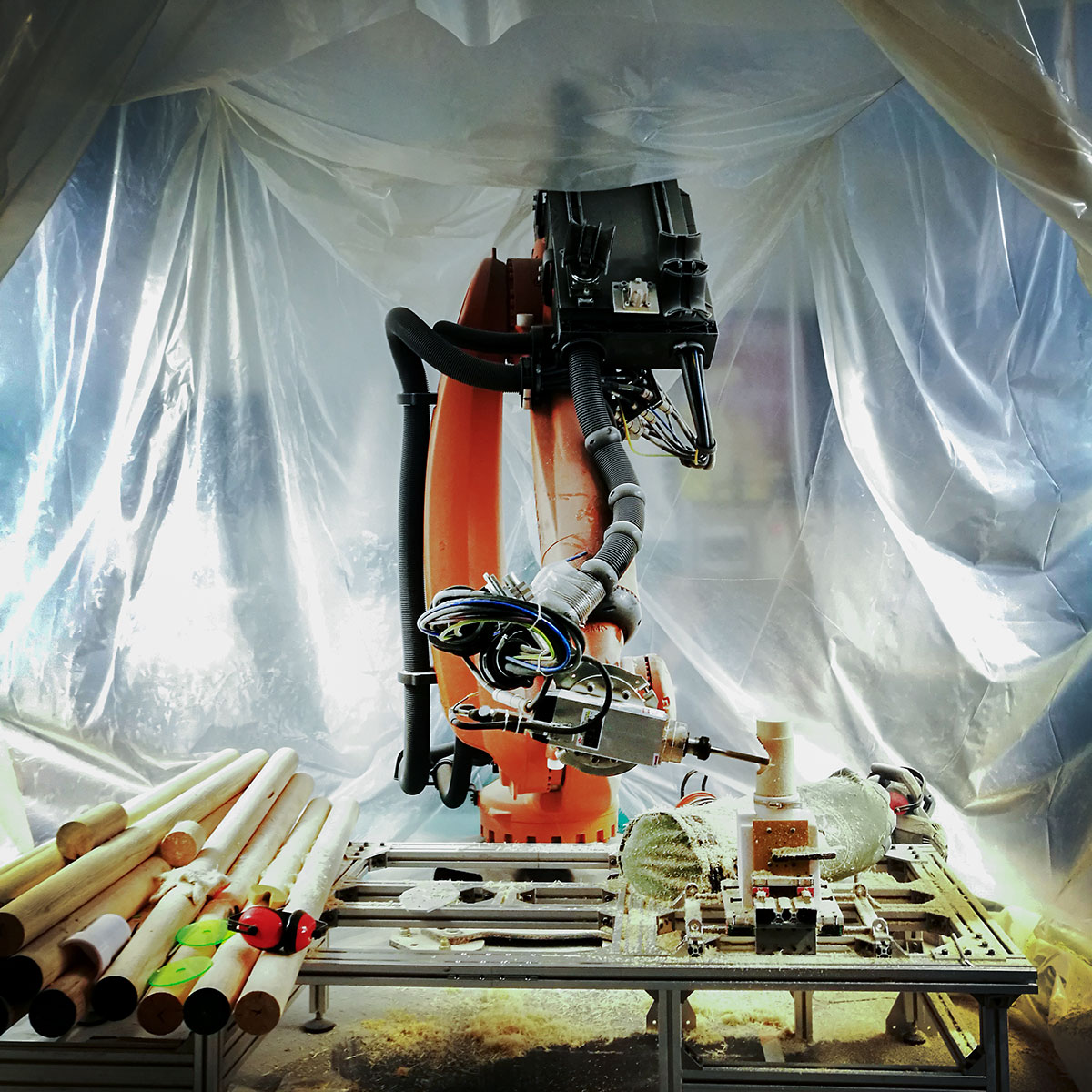 Robotic wood milling workstation